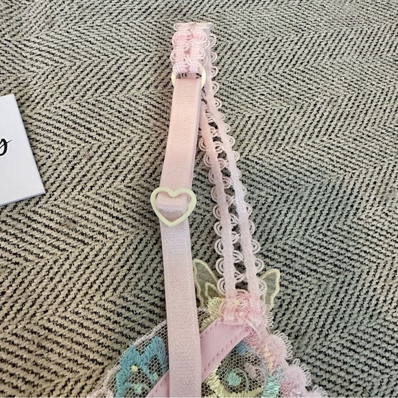 NWT For Love & Lemons Dottie Butterfly Underwire Bra Size XXS Pastel Lace - Picture 10 of 11